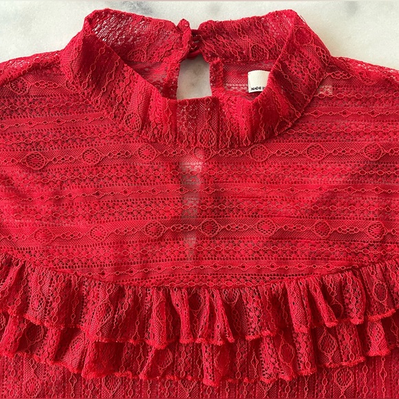 Women’s Red Lace Top Perfect for Valentine’s Day - Picture 1 of 13